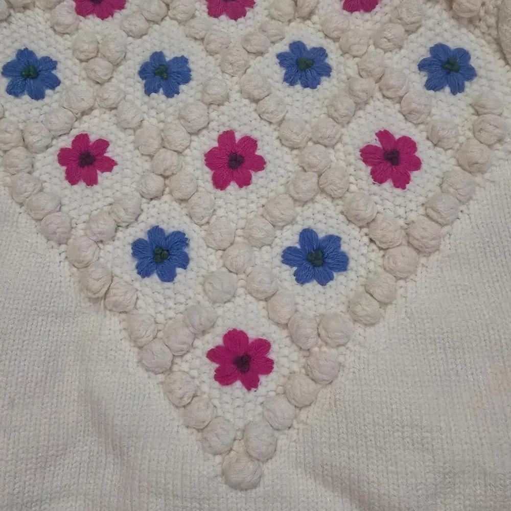 Allison New York Cottagecore Embroidered Pom Cardigan Cream Floral Sweater Small